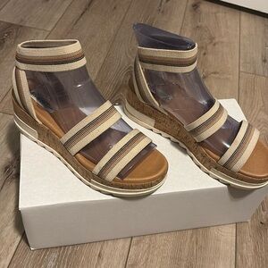 STEVE MADDEN Women’s Bandi Sandals Size 10